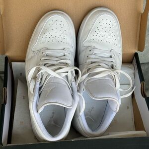 Jordan Men's White Sneakers